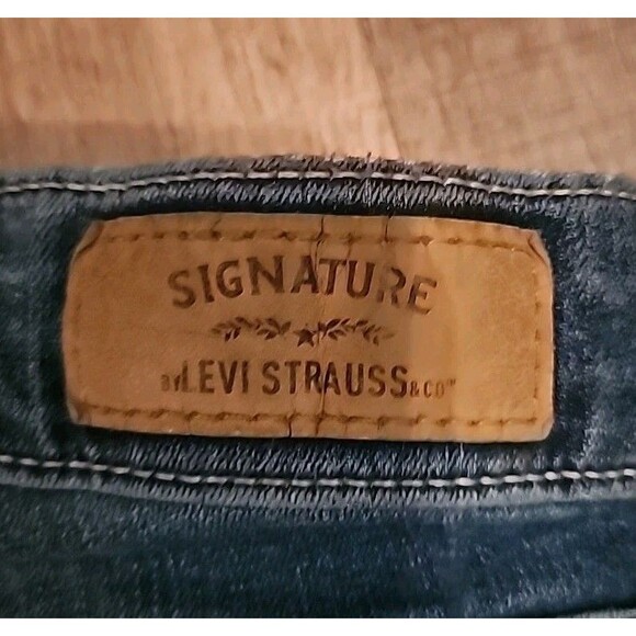 Levi Strauss Womens Jeans Modern Slim 29x32 Medium Wash Denim Straight - Picture 4 of 10